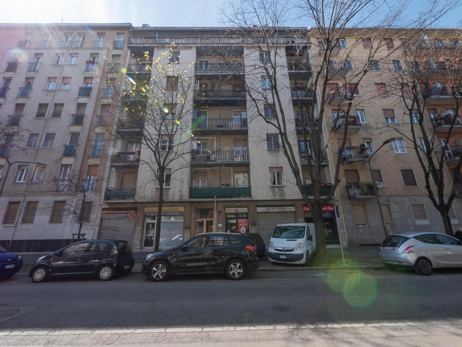 Xenia Apartments - Newly Renovated Apartment Milánó Kültér fotó